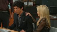 Beyond the Gates: Vanessa comforts Donnell | Image: CBS